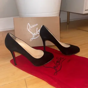 Christian Louboutin heel