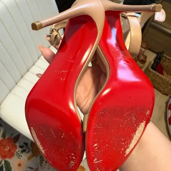 Christian Louboutin Jonatina Nude Heel Sandals Size 39