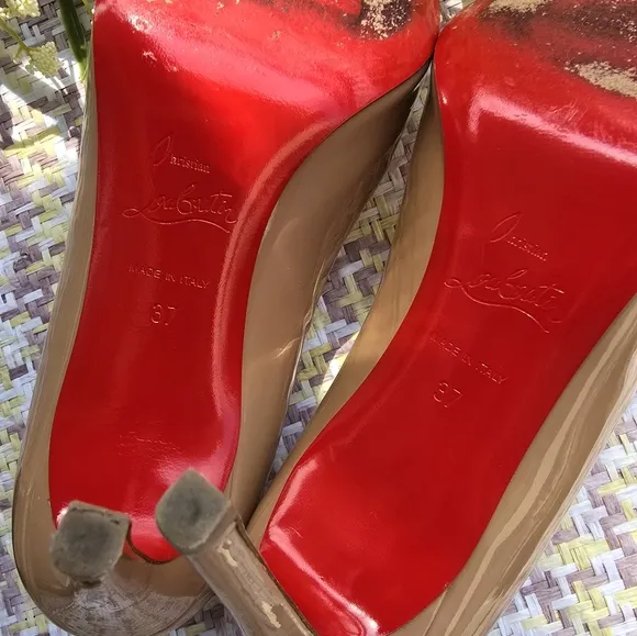 Christian Louboutin Kate Nude Pumps