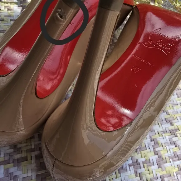 Christian Louboutin Kate Nude Pumps