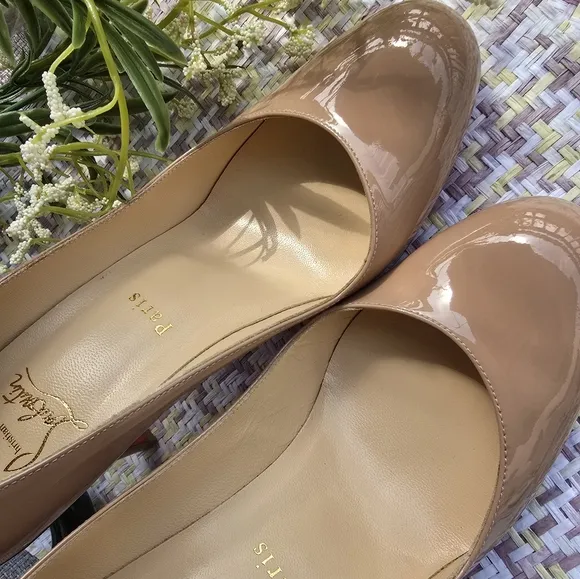 Christian Louboutin Kate Nude Pumps