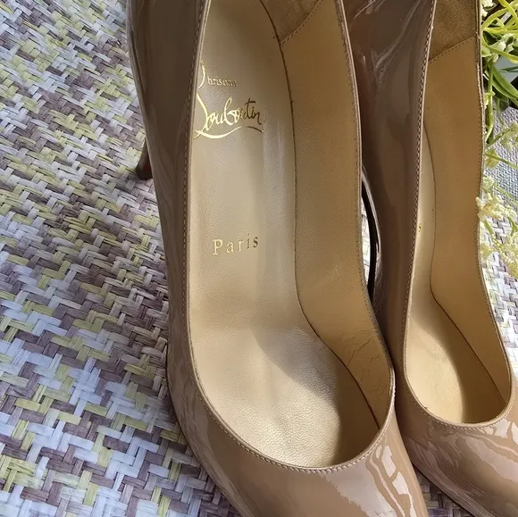Christian Louboutin Kate Nude Pumps