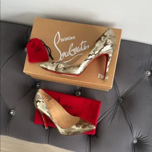 Christian Louboutin Pigalle 100 Camouflage Laminato Shoes Heels Size 37 Green