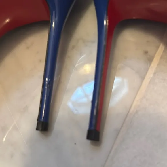 Christian Louboutin Women's Blue Pumps
