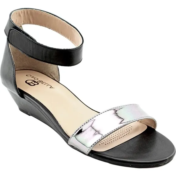 Ciao Bella Wilson Wedge Sandals Heels Black Pewter