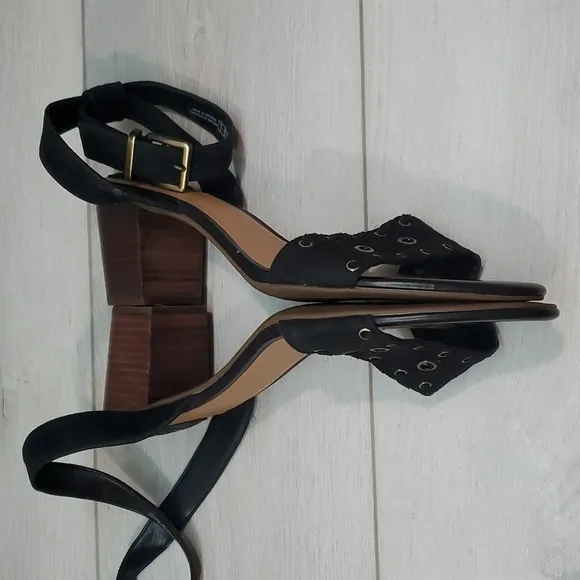 Clarks Artisan Women Ralene SHeen Ankle Suede Leather Heel Sandals shoes 9.5