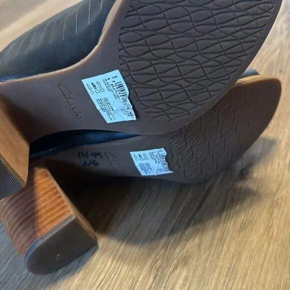 Clarks Briatta Key Slingback Block Heel Sandals ladies size 11 M leather upper