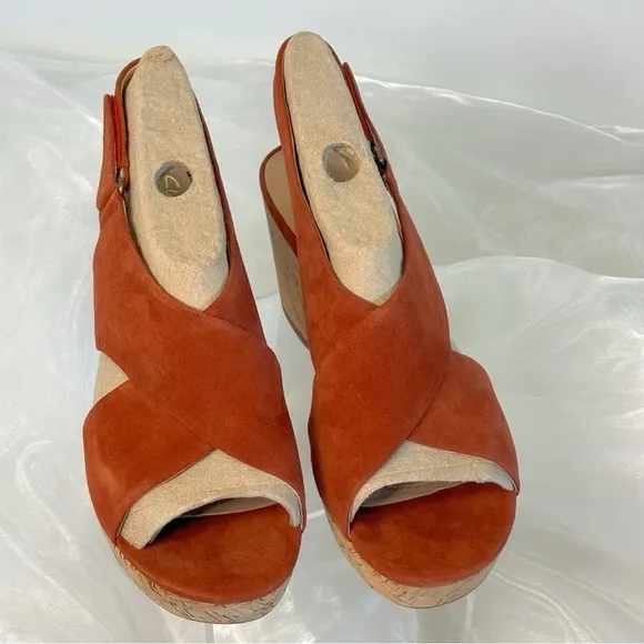 Clarks Maritsa Lara Womens Wedge Sandals Rust Suede