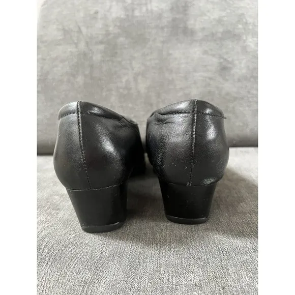 Clarks Sugar Spice Pumps Womens Size 10M Black Leather Shooties 2&quot; High Heels