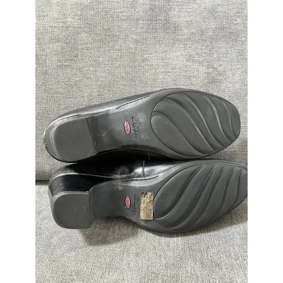 Clarks Sugar Spice Pumps Womens Size 10M Black Leather Shooties 2&quot; High Heels
