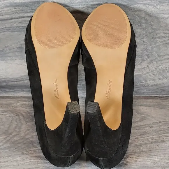 Clarks Women's Delsie Joy Pumps Size 10 Black Suede Pleated Platform Heels Shoes