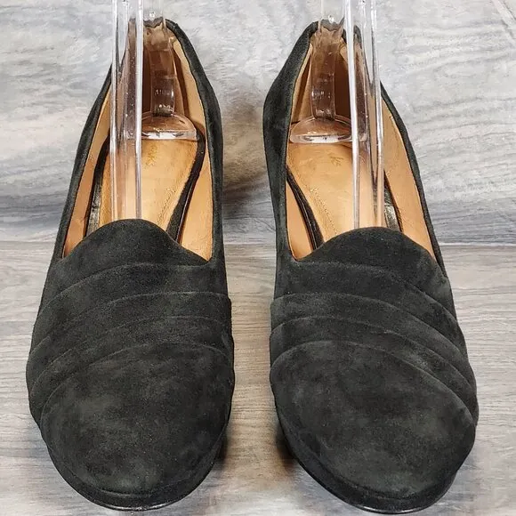 Clarks Women's Delsie Joy Pumps Size 10 Black Suede Pleated Platform Heels Shoes