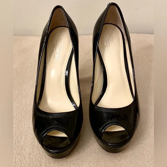Coach Breana Black Patent Leather Peep Toe Platform High Heels Shoes Size 6.5M