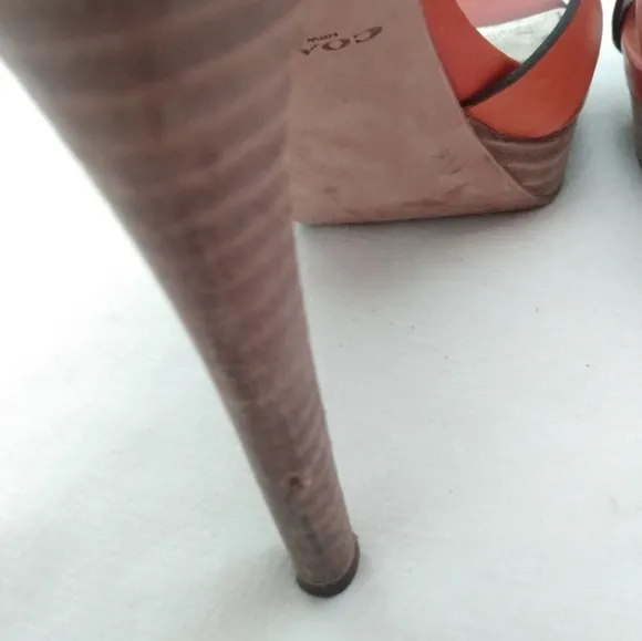 COACH dani orange strappy vegan leather heeled shoes 7.5