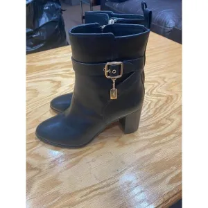 Coach Heeled Ankle Boots Women's 6 Black Leather Block Heel Pointed Toe S25