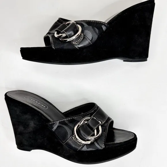 Coach Meredith Wedge Sandals Black Suede Shoes SZ 6 Signature Print