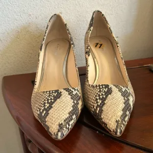 Coach snake embossed Pumps Sz 11