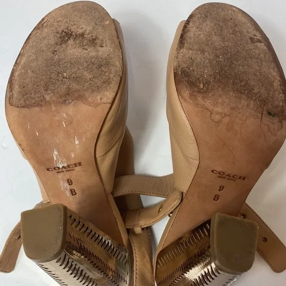 Coach tan leather Lillie block heel sandals size 9