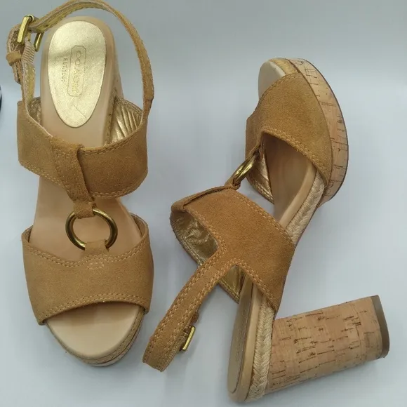 Coach ValeAnn Tan Suede Platform Chunky Heels  Size 8.5