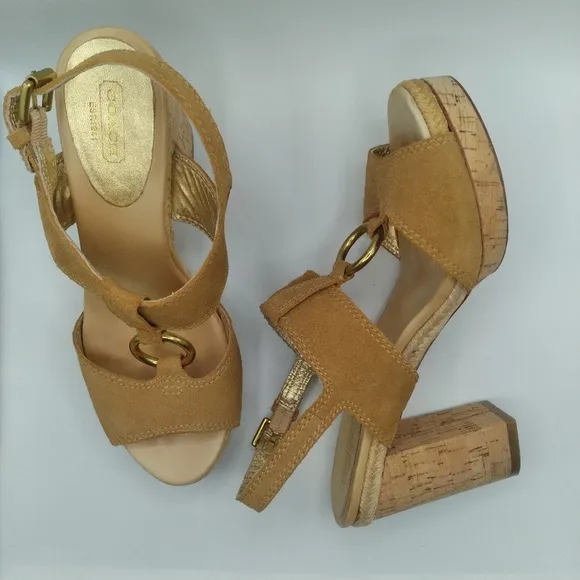 Coach ValeAnn Tan Suede Platform Chunky Heels  Size 8.5