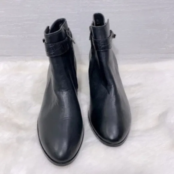 Coach Women's Patricia Black Leather Ankle Booties Block Heel Boots size 6.5B