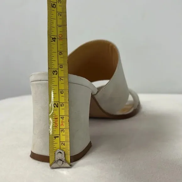 Coach Suede Off White Block Heel Strap Sandals size 7.5