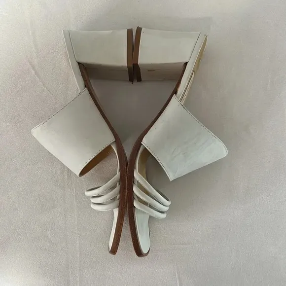 Coach Suede Off White Block Heel Strap Sandals size 7.5