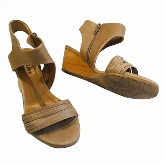 Coclico Wedge Ankle Strap Sandal, Sz 6