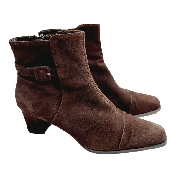 Coldwater Creek Brown Suede Leather boots size 6 Booties Square Toe Block Heel