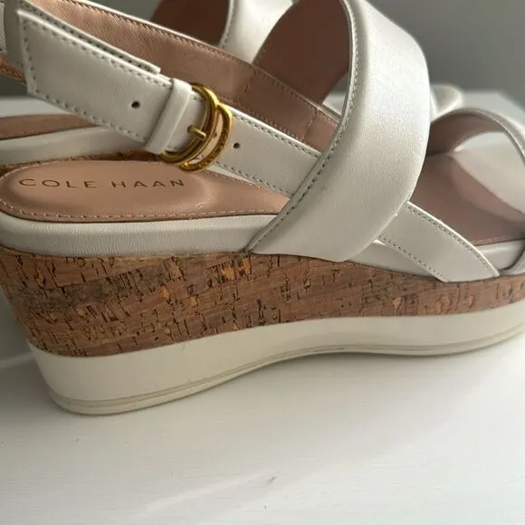 COLE HAAN AISLIN WEDGE SANDALS. IVORY-NATURAL.