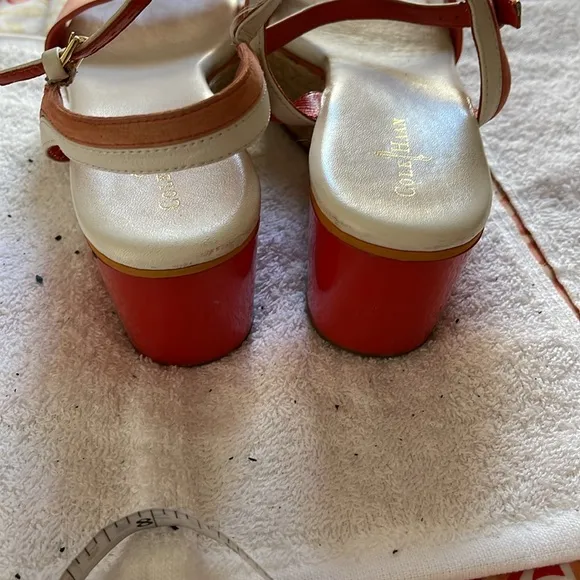 Cole haan Arden wedge sandals size 7