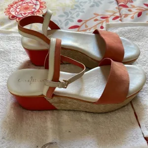 Cole haan Arden wedge sandals size 7