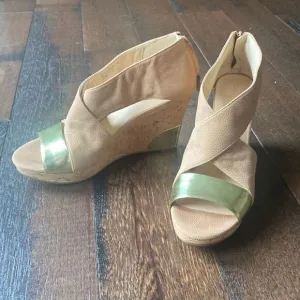 Cole Haan Irving leather wedge sandals size womens 10 nude and gold