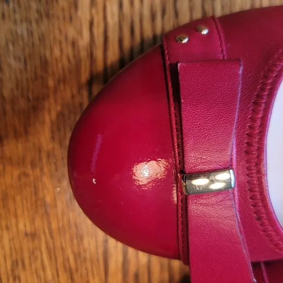 Cole Haan Red Gold Buckle Nike Leather Bow Wedge Shoes