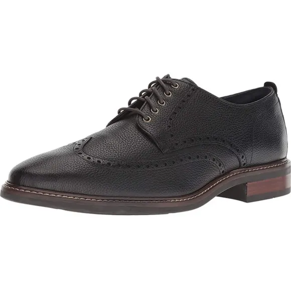 COLE HAAN WATSON CASUAL WINGTIP OXFORDS