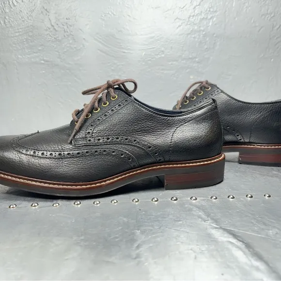 COLE HAAN WATSON CASUAL WINGTIP OXFORDS