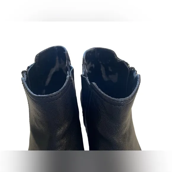 Cole Haan Women’s Hadlyn Black Leather Zip Block Heel Bootie, Size 8.5