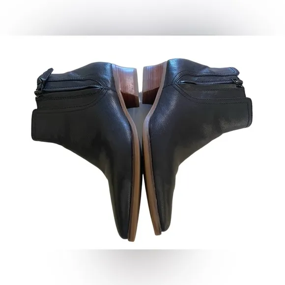 Cole Haan Women’s Hadlyn Black Leather Zip Block Heel Bootie, Size 8.5