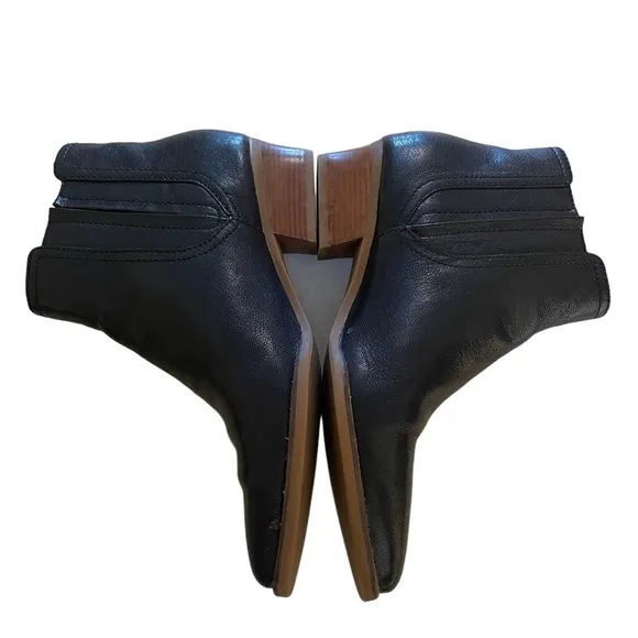 Cole Haan Women’s Hadlyn Black Leather Zip Block Heel Bootie, Size 8.5