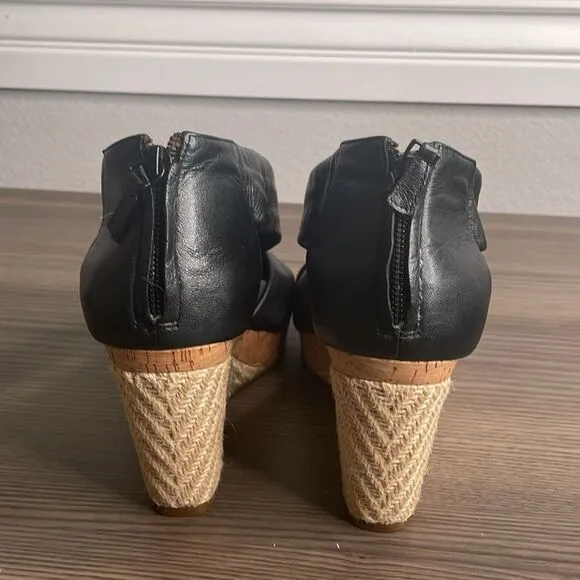 Cole Haan x Nike Air  Black Leather Wedge Sandals Size 7