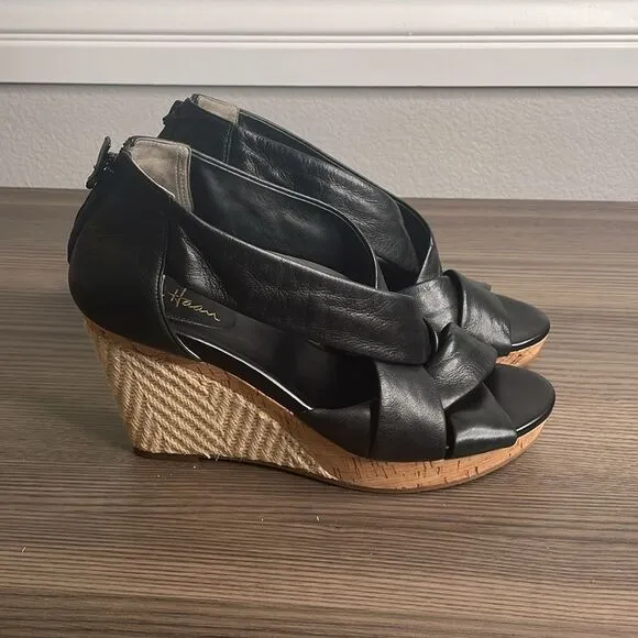 Cole Haan x Nike Air  Black Leather Wedge Sandals Size 7