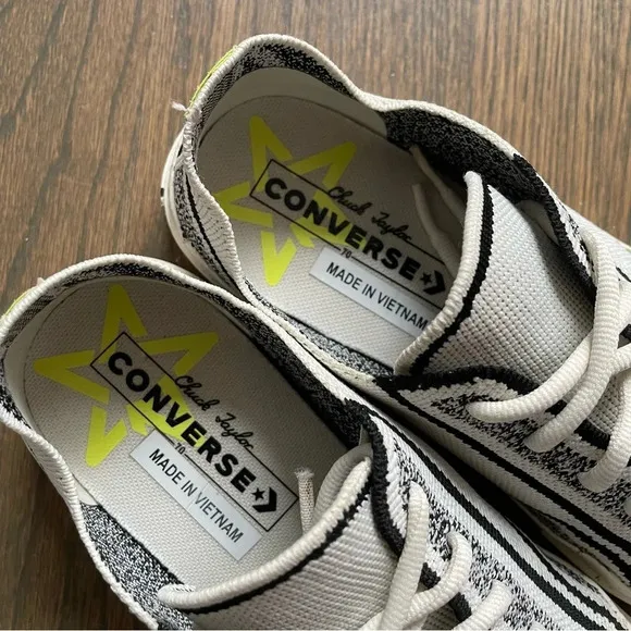 Converse Chuck 70 Ox Unisex Shoes White Black 171487C Men’s 7 Women’s 9