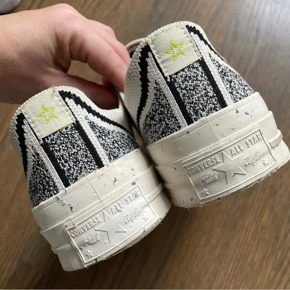 Converse Chuck 70 Ox Unisex Shoes White Black 171487C Men’s 7 Women’s 9