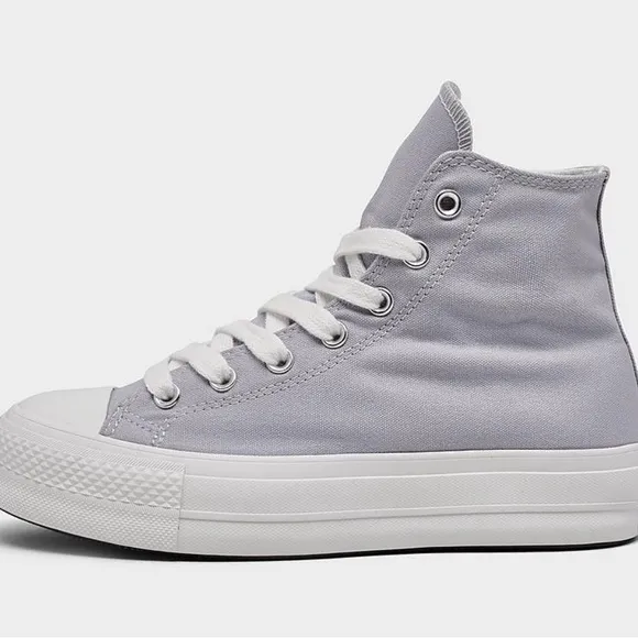 Converse Lift Platform shoes women’s 7 ghost town