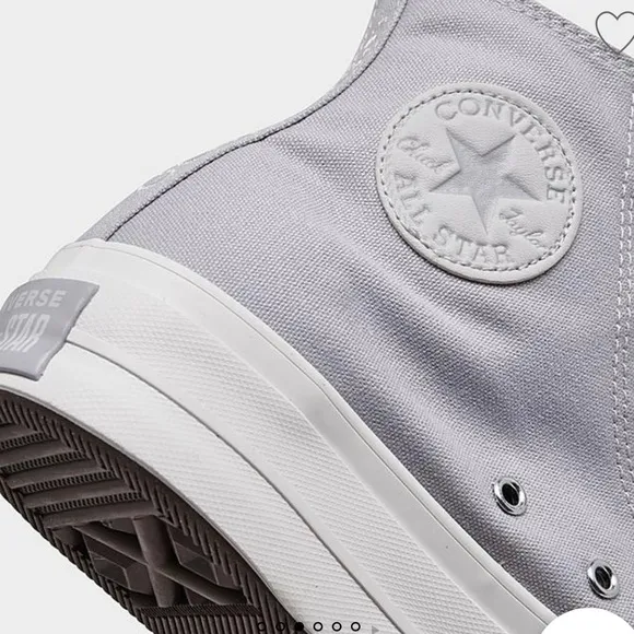 Converse Lift Platform shoes women’s 7 ghost town
