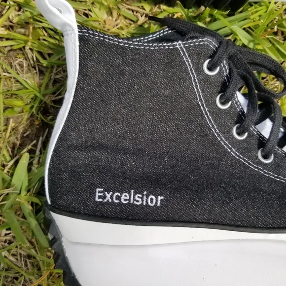 Converse You Custom Black And White Run Star Hike Platform Sneakers Size 13