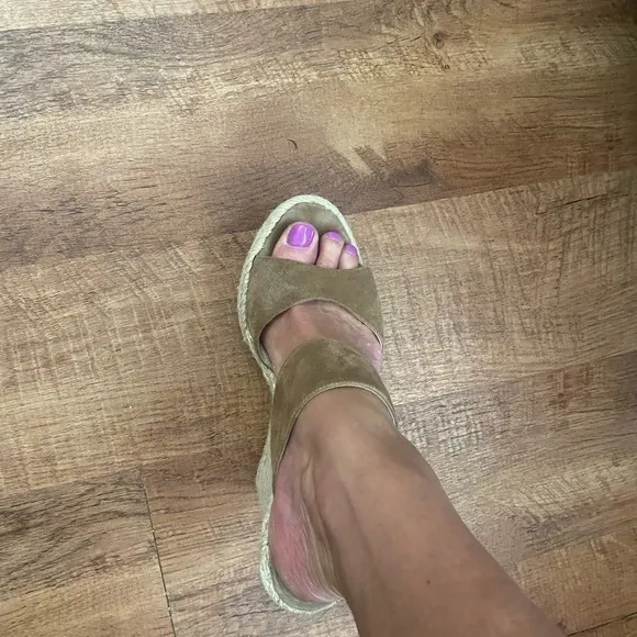 COPY - Jimmy Choo Made in Italy wedge shoes.  European size is 42.