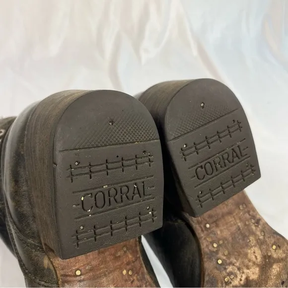 Corral C2804 Distressed Brushed Black Asymmetrical Embroidered Western Boots