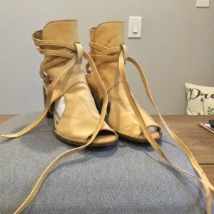 CREATIVE ITALIA Ankle boots