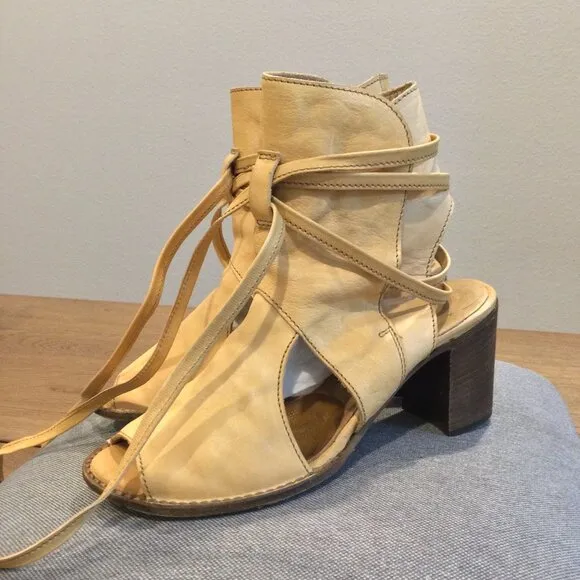 CREATIVE ITALIA Ankle boots